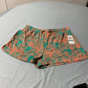 Floral Green and Orange Women's Shorts